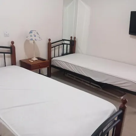 Barlee's * باراليمني