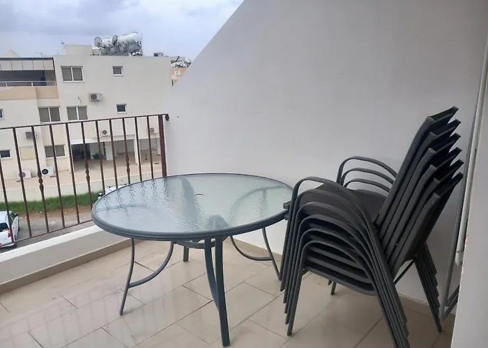 Barlee's * Paralimni