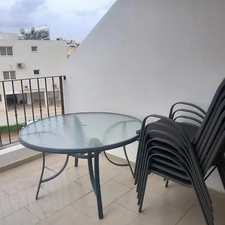 Barlee's * Paralimni